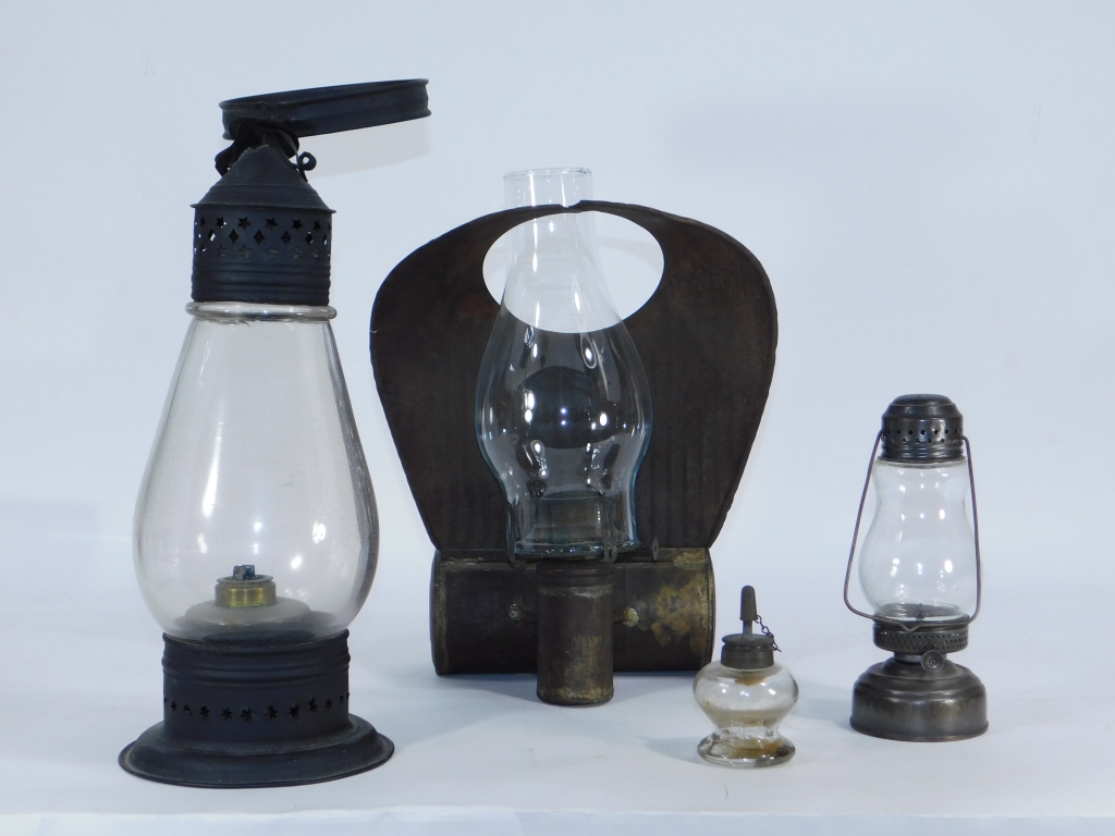4PC 19C ANTIQUE DIMINUTIVE GLASS