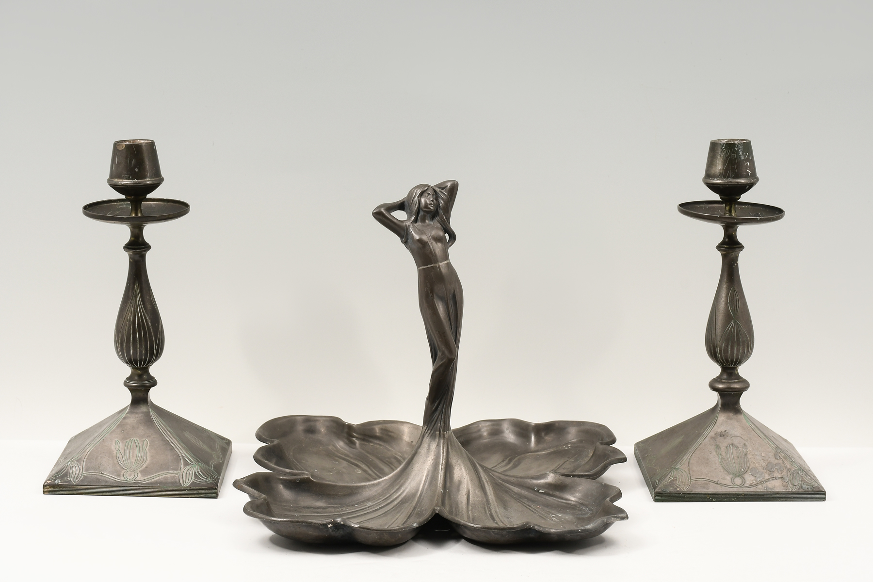 4PC. ART NOUVEAU ART METAL LOT: