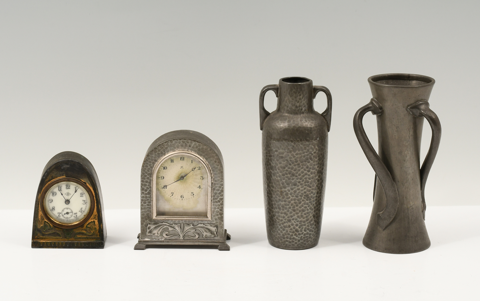 4PC. ARTS & CRAFTS/NOUVEAU METAL