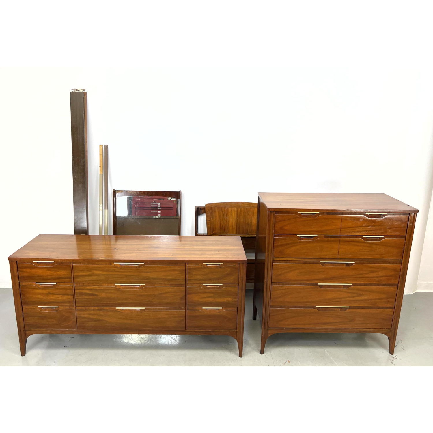 4pc KENT COFFEY American Modern