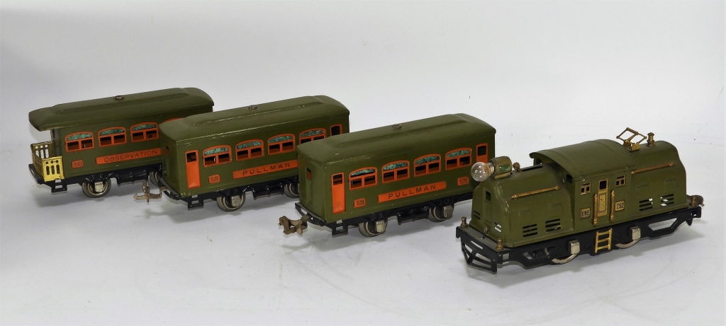 4PC LIONEL PRE-WAR OLIVE GREEN