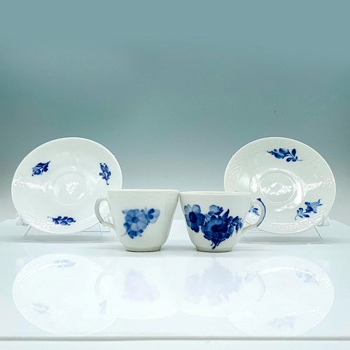 4PC ROYAL COPENHAGEN TEACUP AND