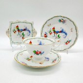 4PC SHELLEY ENGLAND TEA SET, V