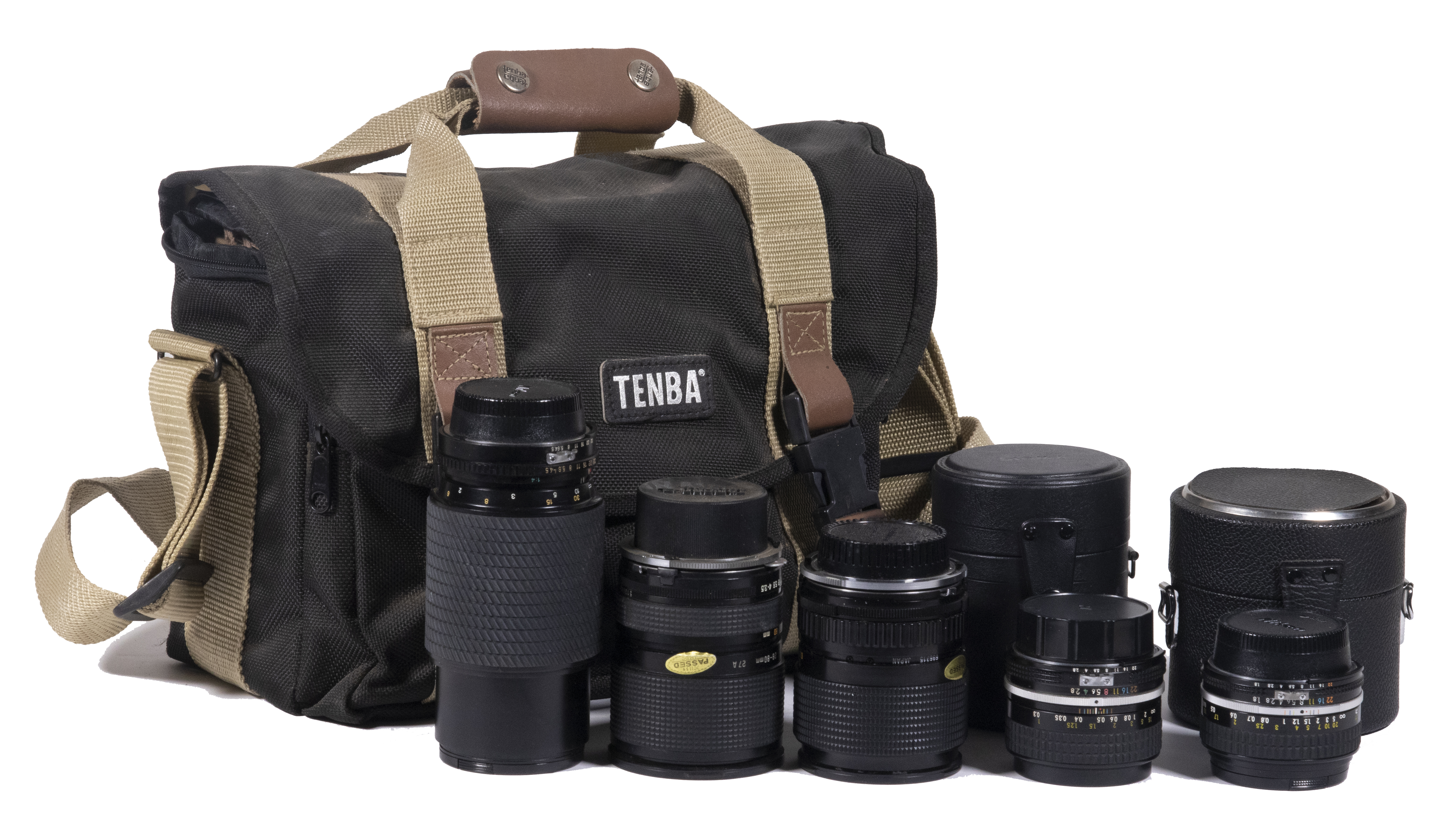 (5) 35 MM CAMERA LENSES IN SHOULDER