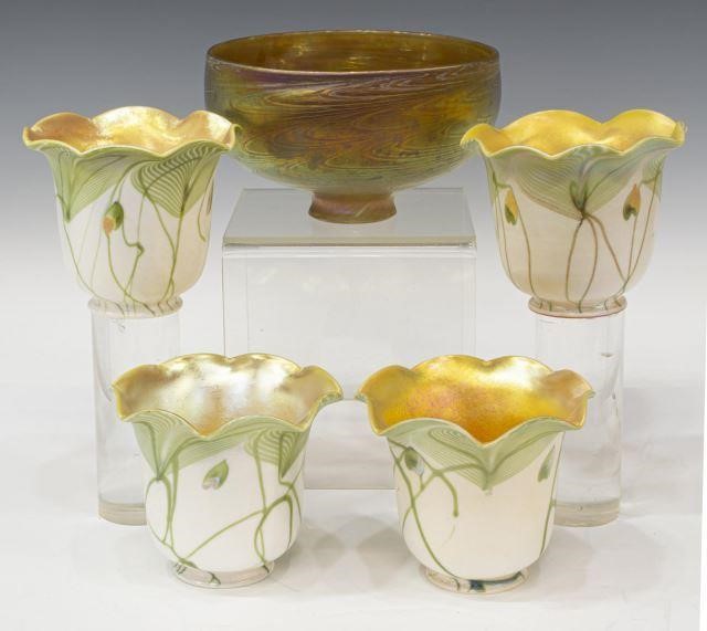 (5) ART GLASS LAMP SHADES, QUEZAL