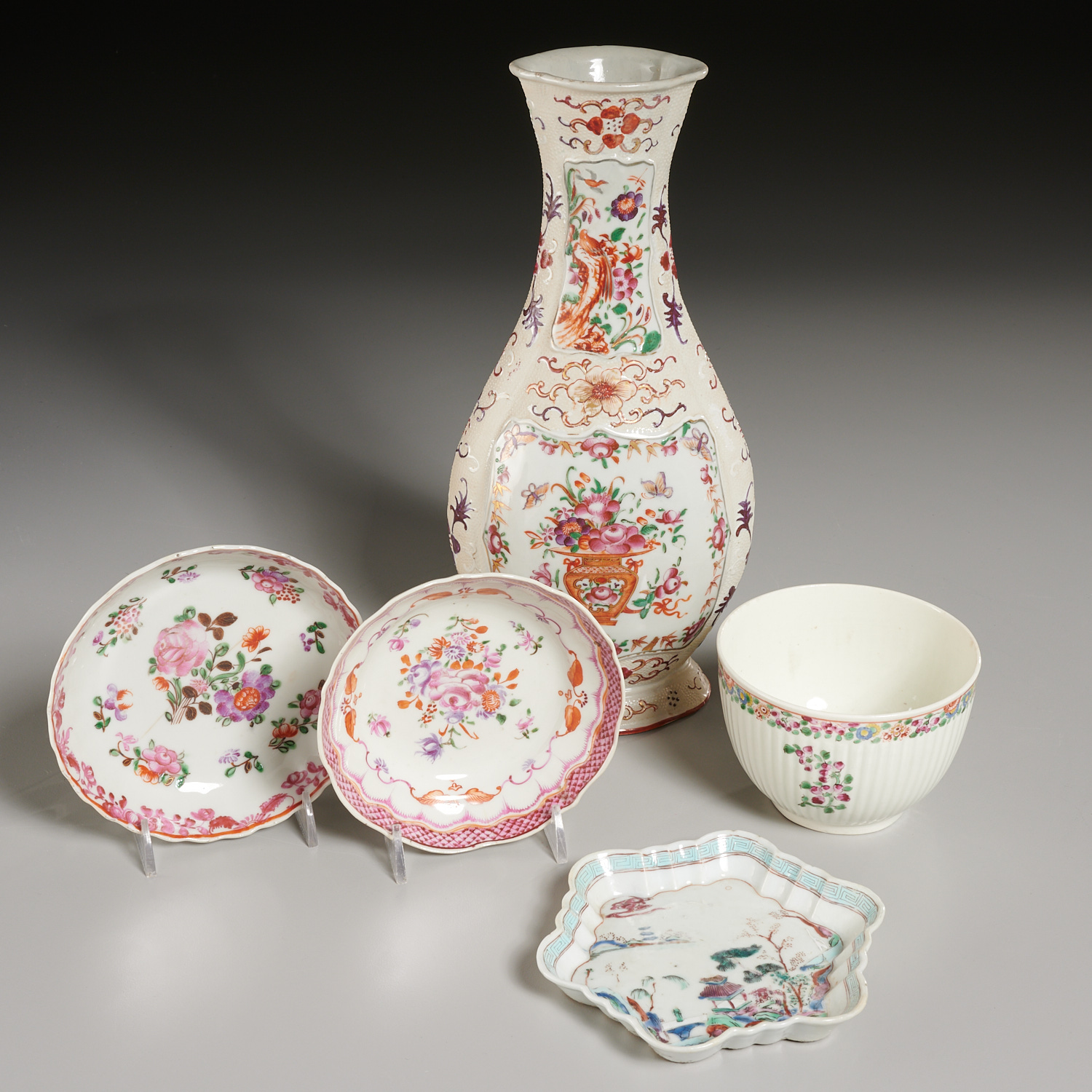 (5) CHINESE EXPORT FAMILLE ROSE
