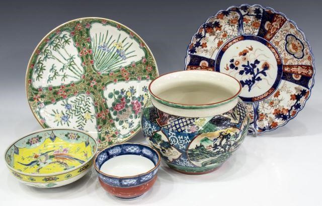 (5) CHINESE & JAPANESE PORCELAIN