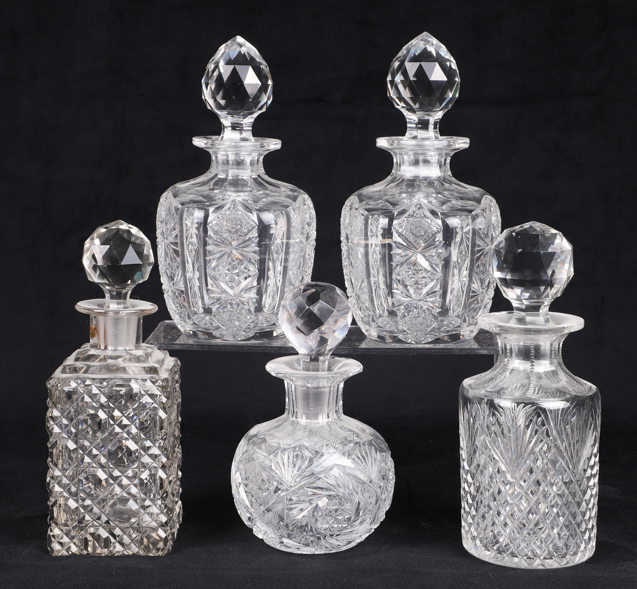 (5) Cut crystal scent bottles to
