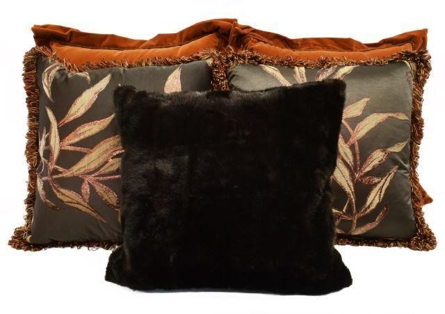 (5) DECORATIVE DOWN-FILLED THROW