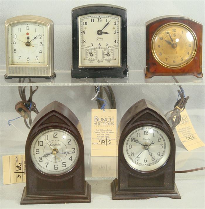 5 electric alarm clocks, 2 Lincoln,
