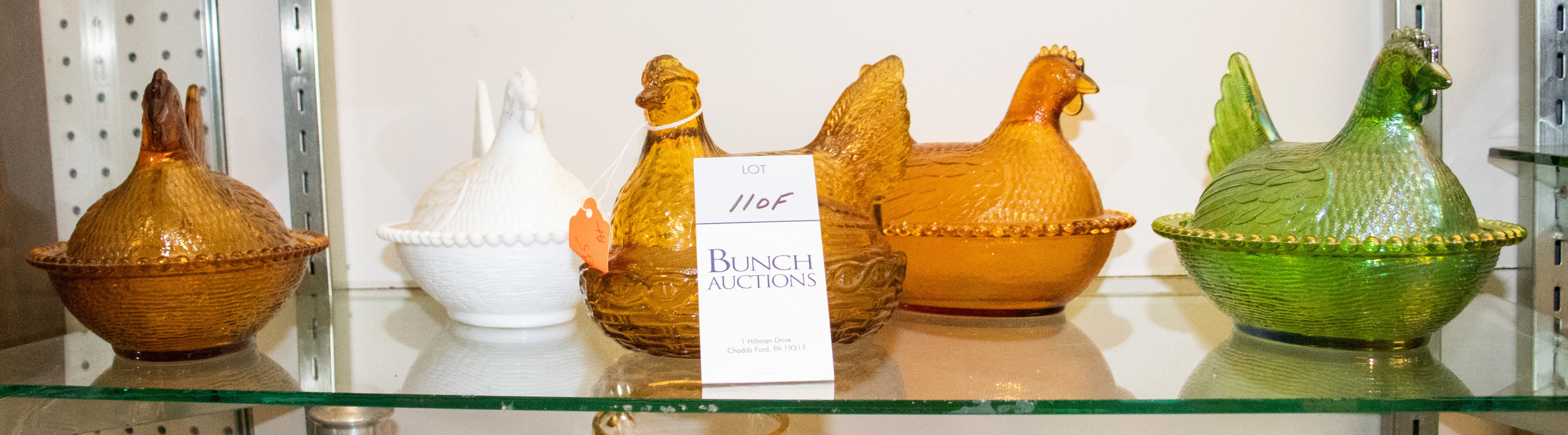 (5) Glass hens on nest, c/o (1)
