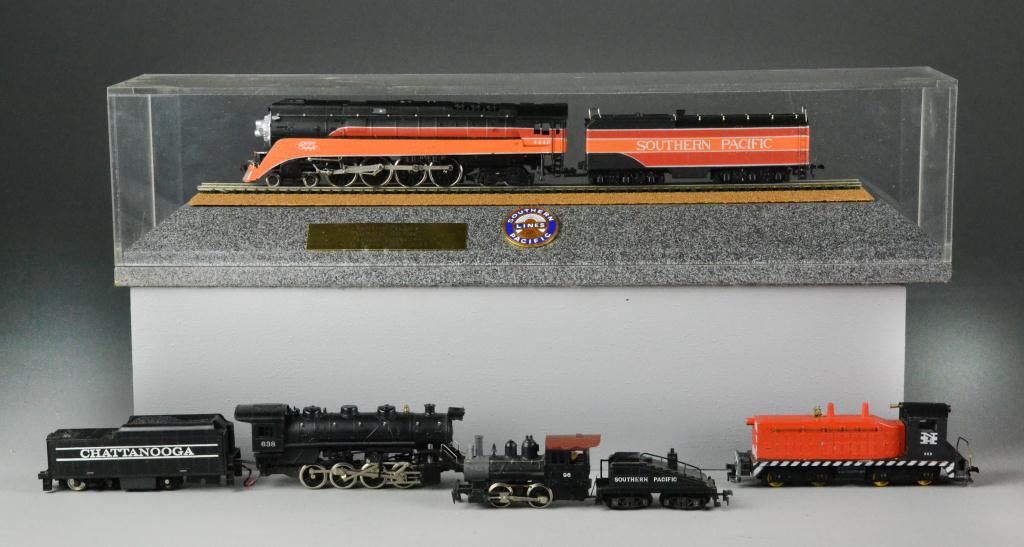 (5) HO Toy TrainsTo include