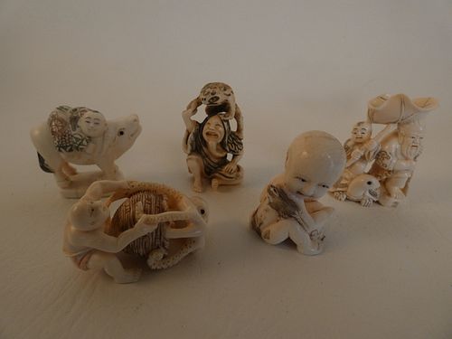 5 JAPANESE NETSUKESLot 5 assorted