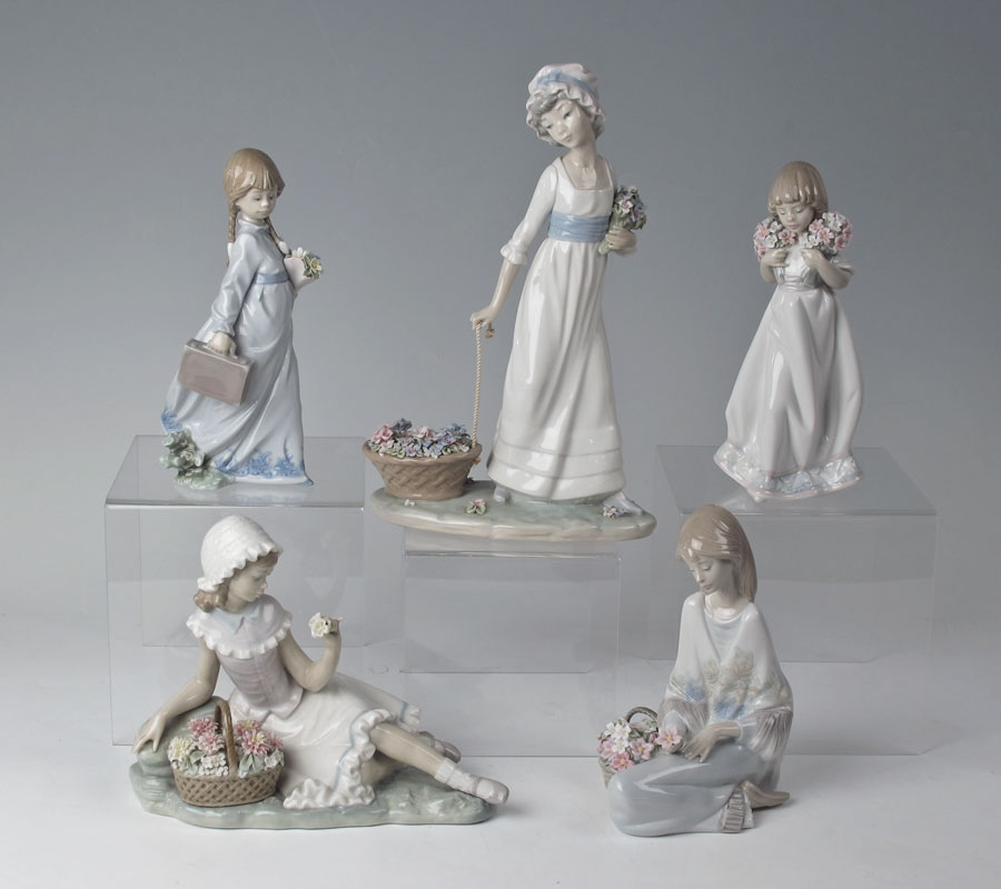 5 LLADRO PORCELAIN FIGURINES: