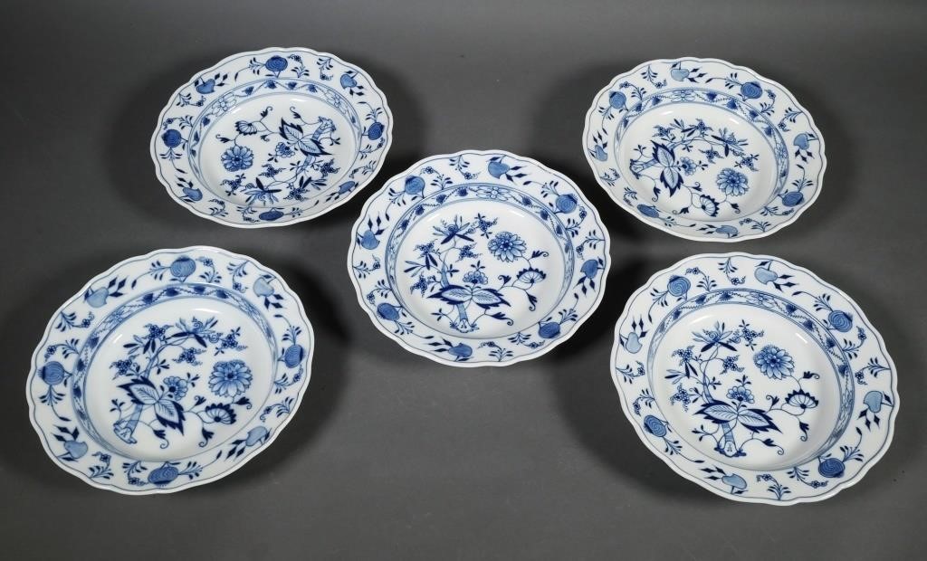 (5) MEISSEN BLUE ONION PATTERN SOUP