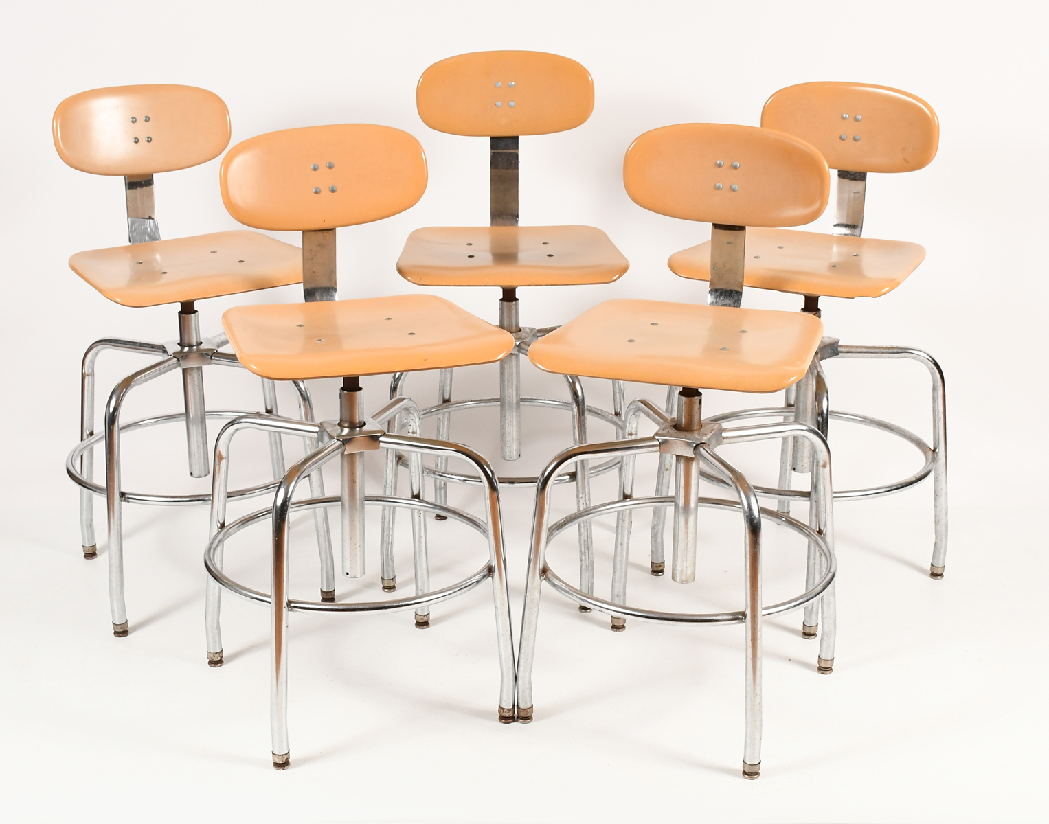 5 MID-CENTURY MODERN GARRETT