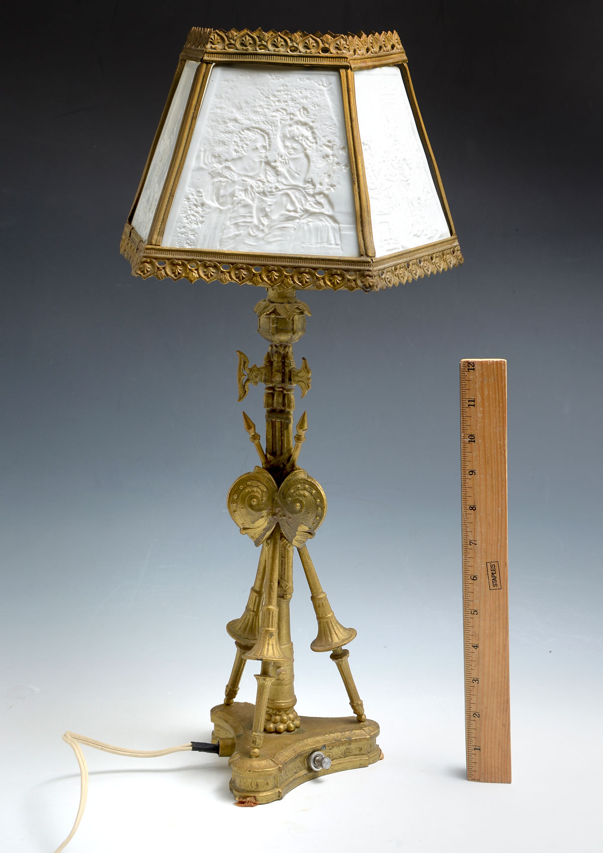 5- PANEL LITHOPHANE FIGURAL LAMP: