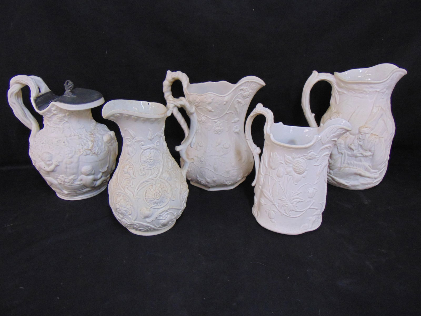 5 PARIAN & RELIEF MOLDED