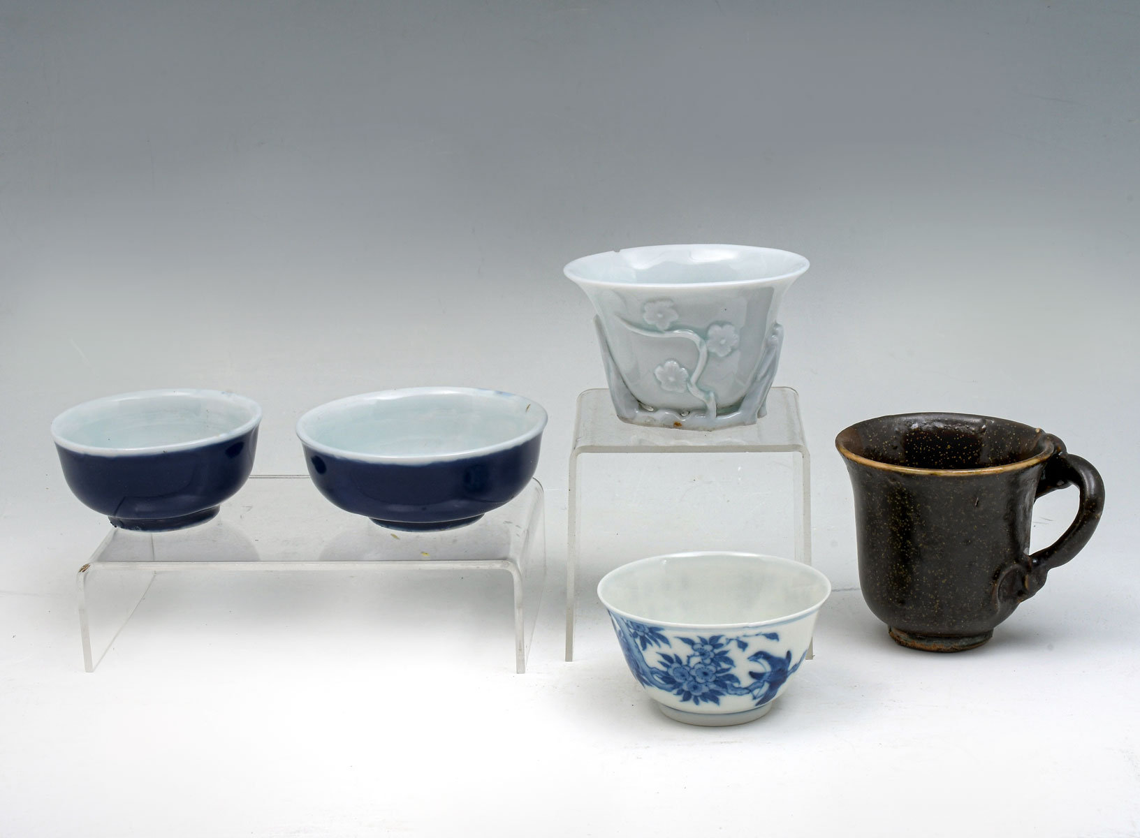 5 PC. CHINESE PORCELAIN LOW BOWLS &