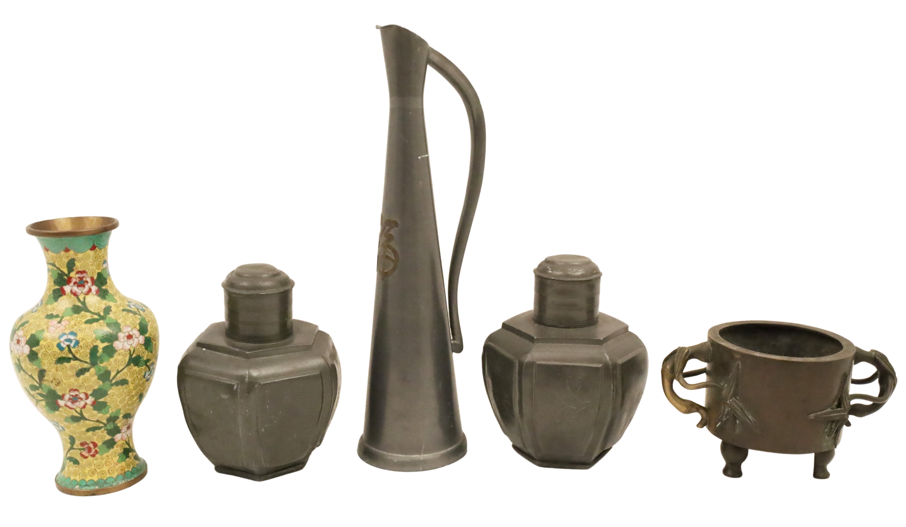 5 PC LOT OF ORIENTALIA A 5 piece