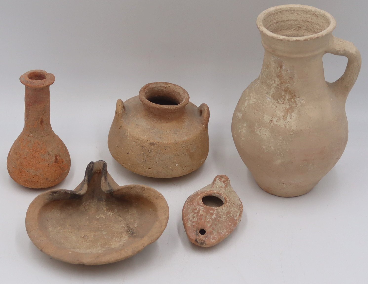 5 PCS. OF POTTERY ANTIQUITIES.