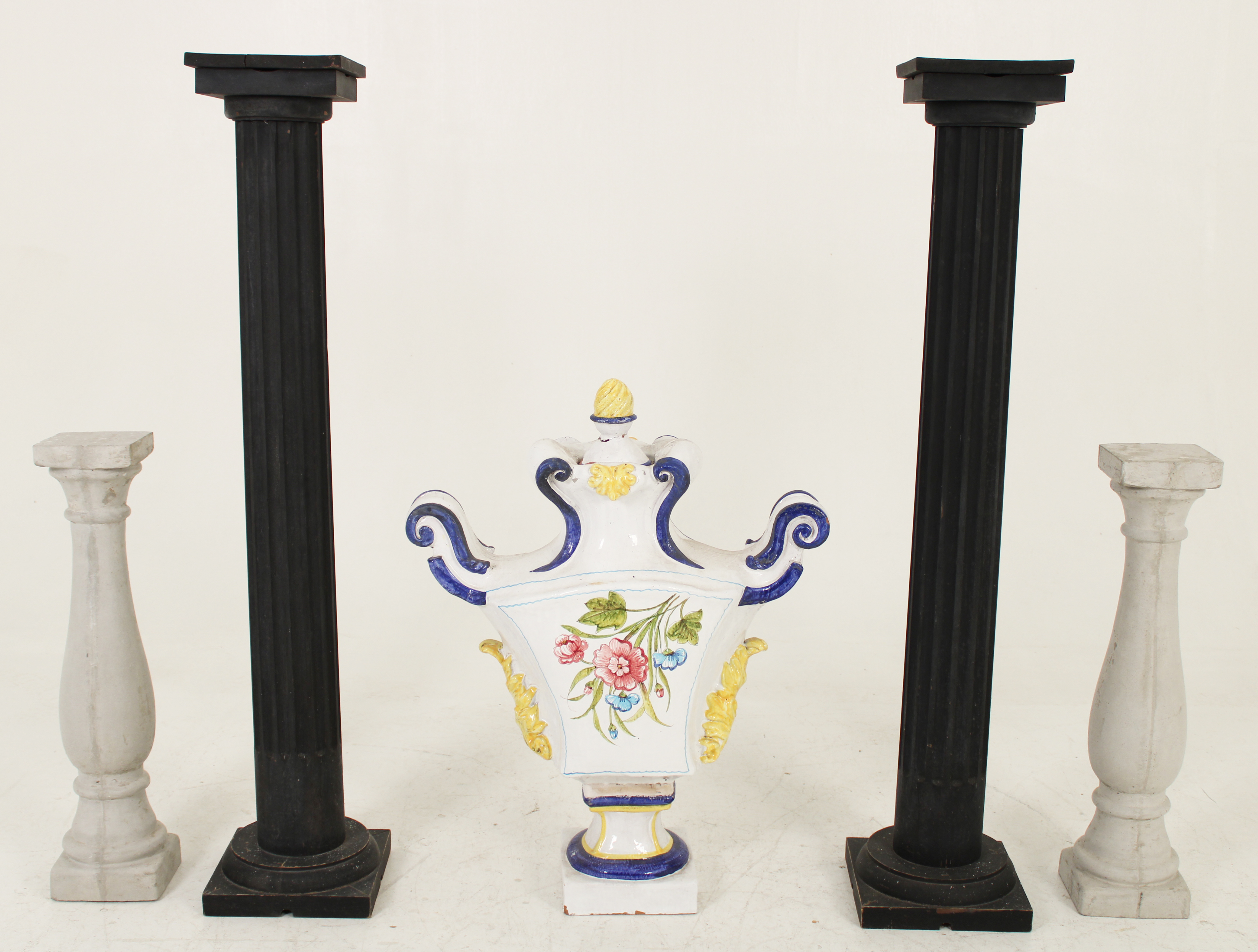 5 PIECE LOT OF DECORATIVE ITEMS 5