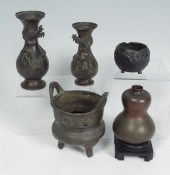 5 PIECE ORIENTAL BRONZE VESSEL