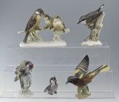 5 PORCELAIN BIRD FIGURINES HUT
