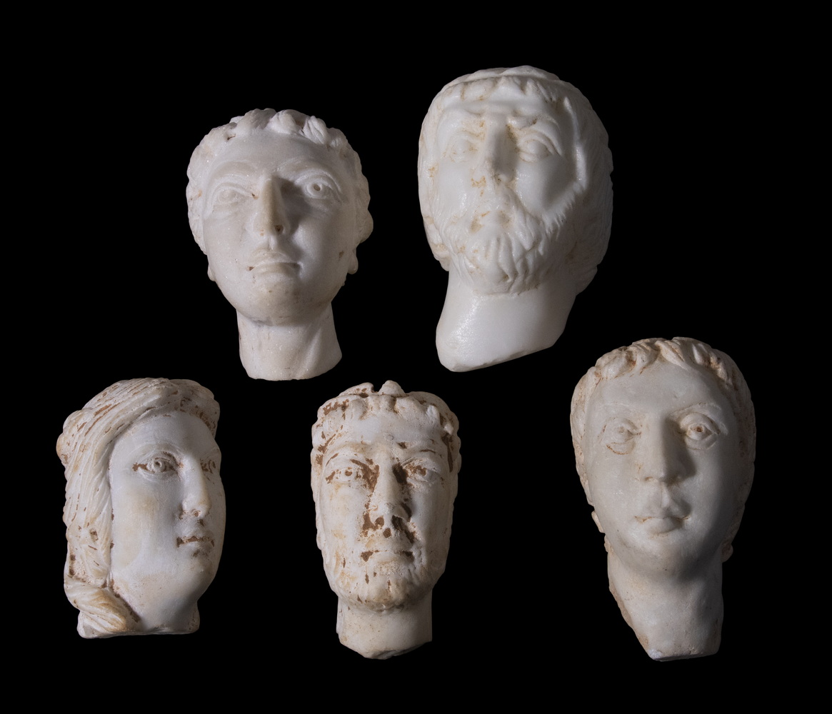 (5) SMALL MARBLE HEADS Roman era,