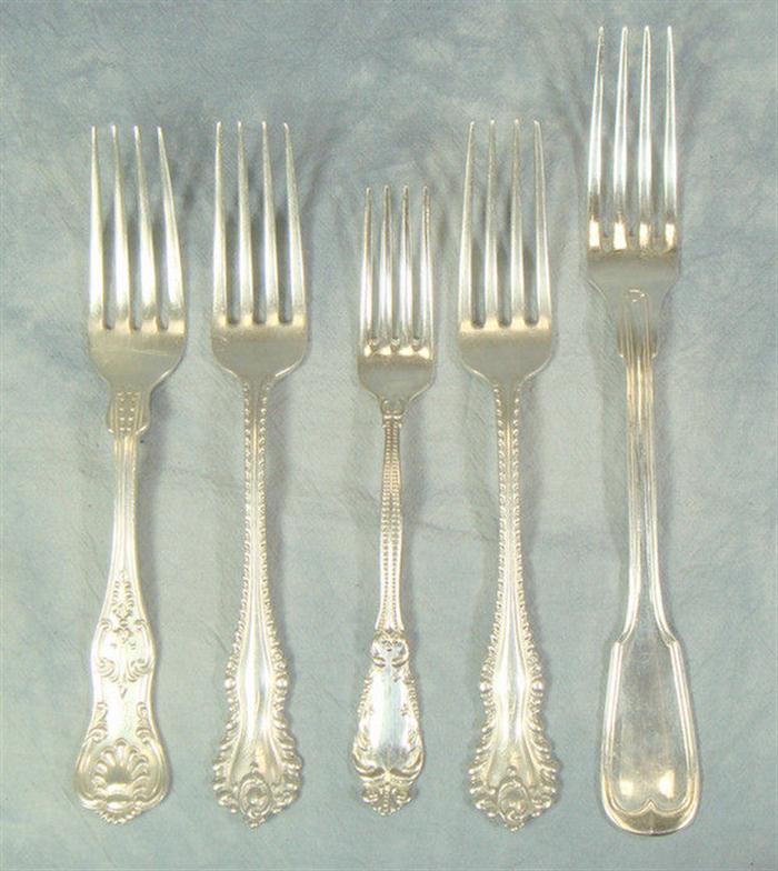 5 sterling silver forks, various