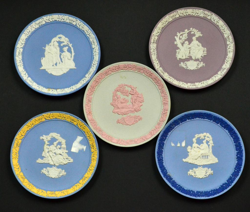 (5) Wedgewood Valentine's Day