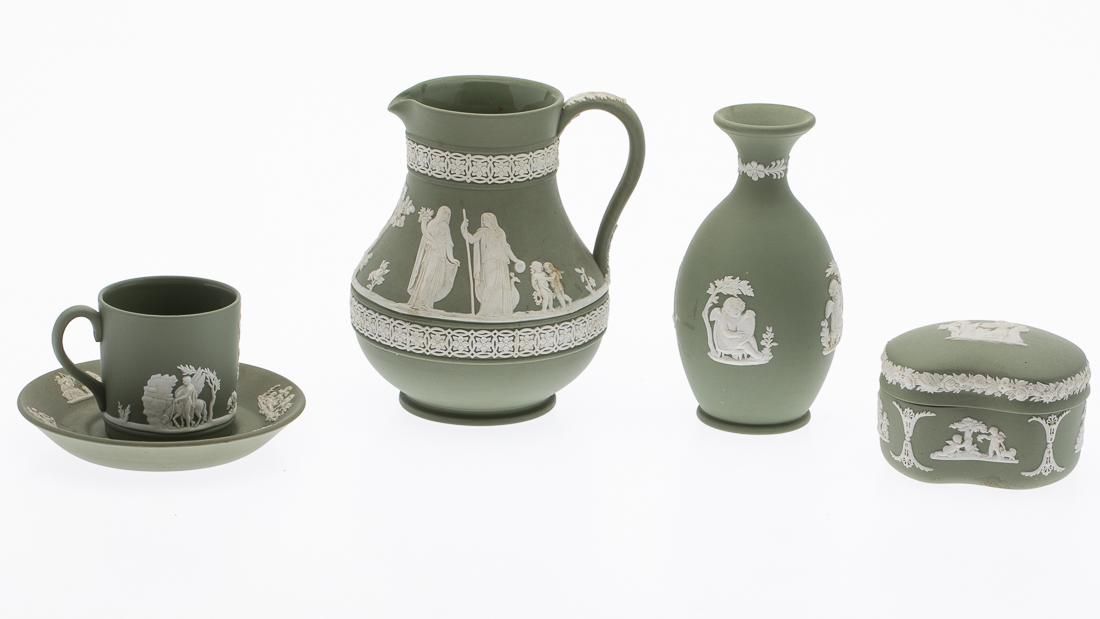 5 WEDGWOOD JASPERWARE