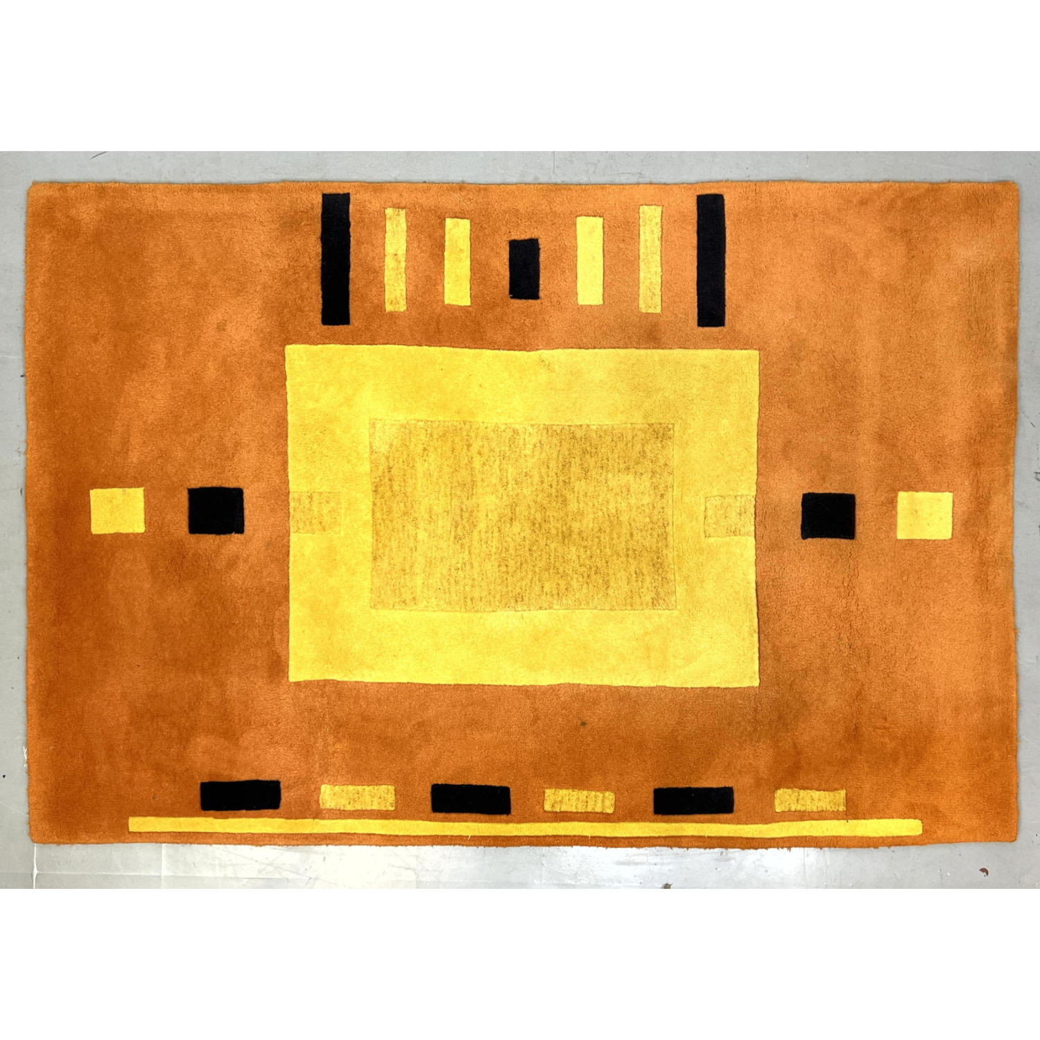 5' x 7'10 Modernist Orange rug with