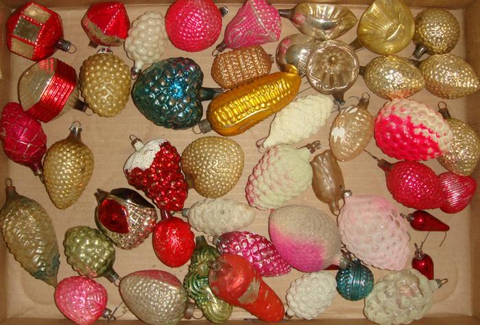 50 glass pine cone, grape