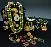 (50) Pcs. Vintage Costume Jewe