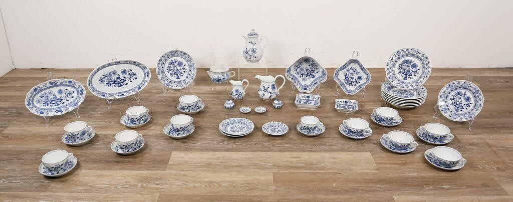 50 PIECES BLUE ONION PATTERN