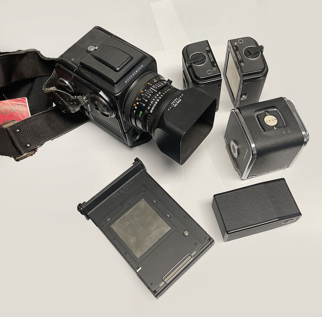 500 EL-M HASSELBLAD CAMERA AND