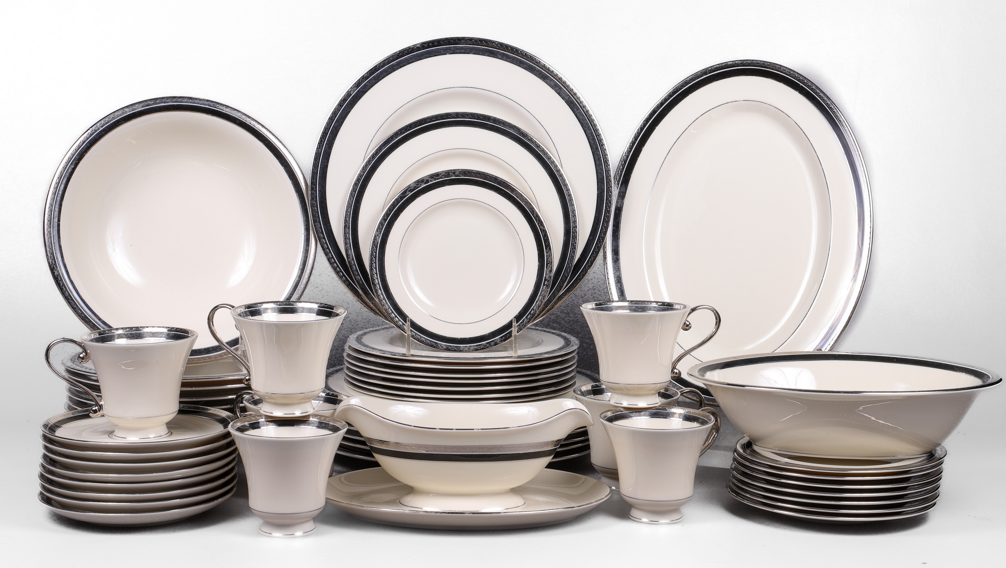 (51) Pcs Pickard China porcelain