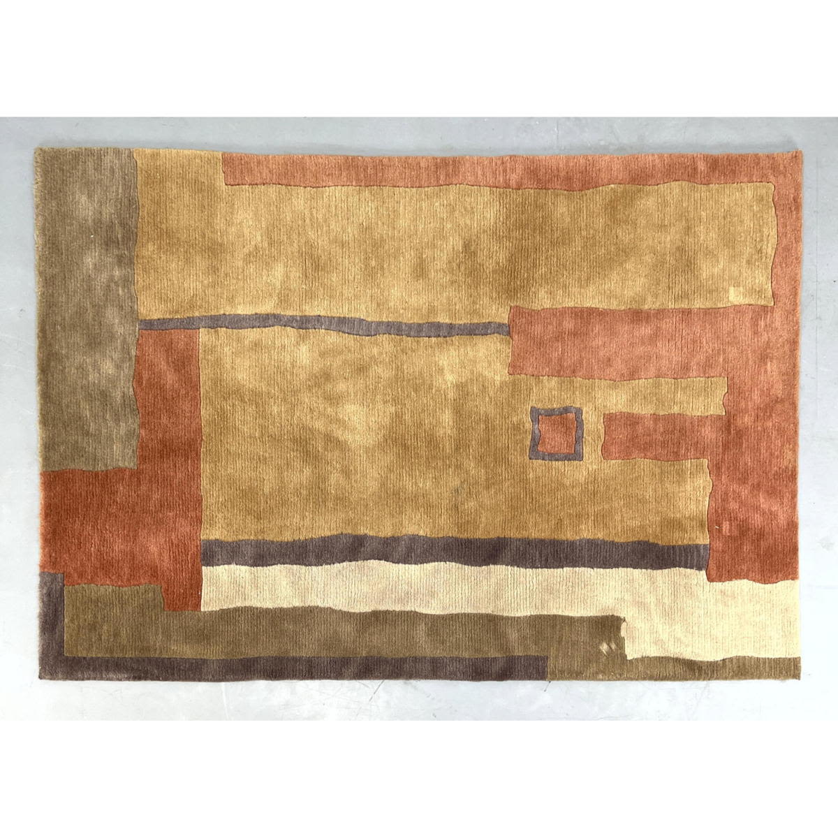5'10x4 Modern carpet with geometric