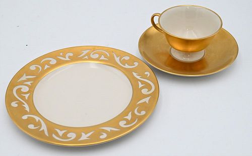 54 PIECE CAROLE STUPELL PORCELAIN