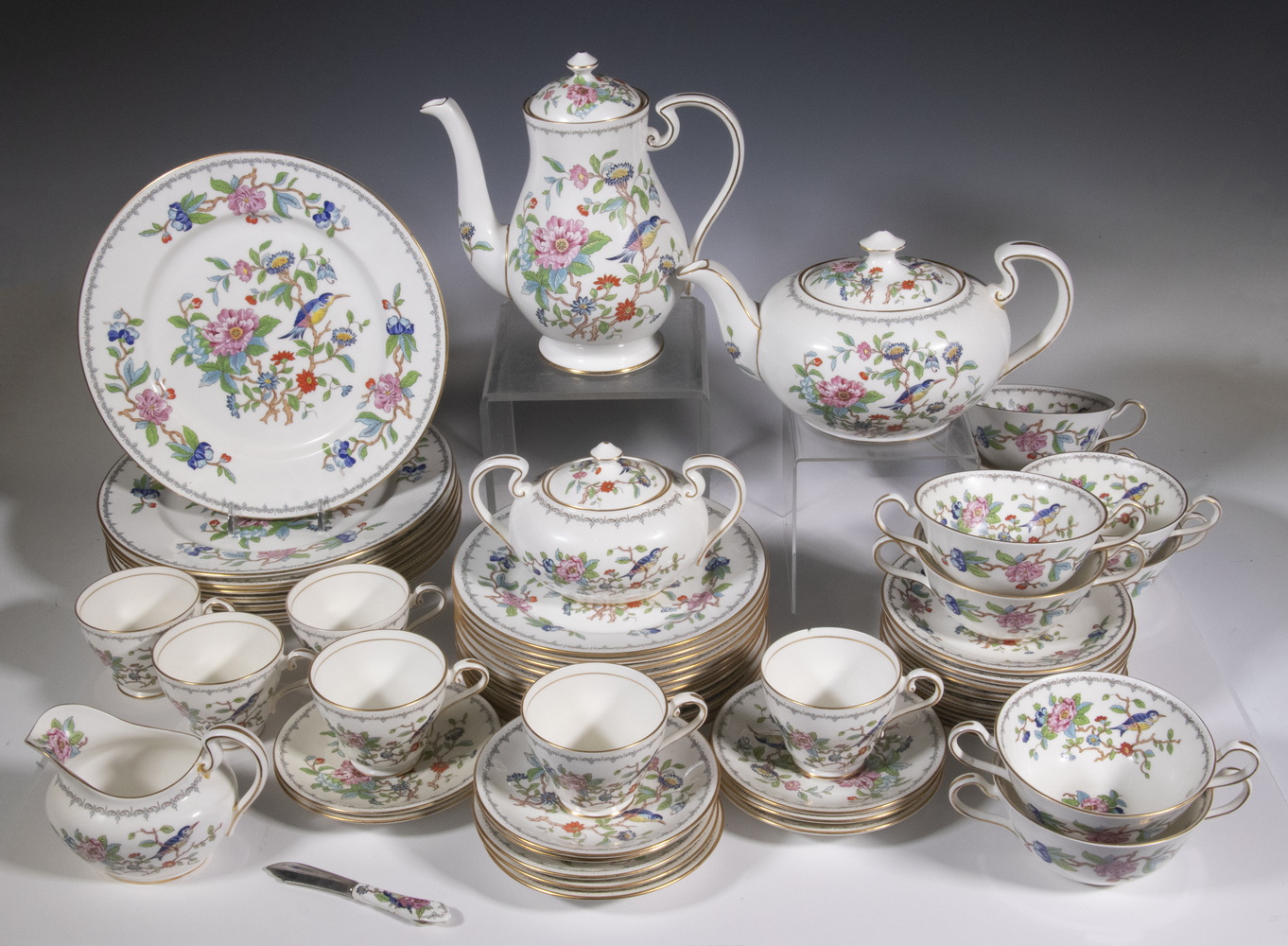 (55 PCS) AINSLEY "PEMBROKE" PATTERN