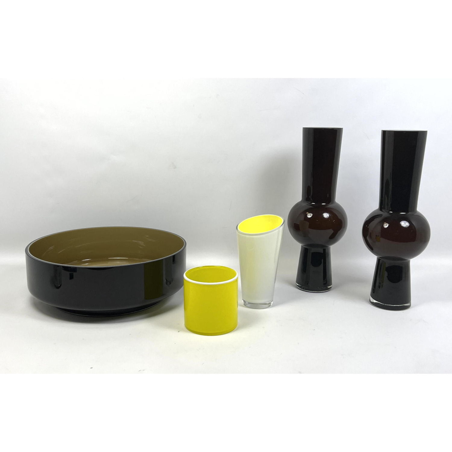 5pc Art Glass Lot vases and