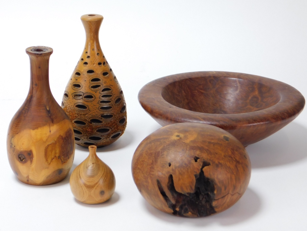 5PC HAWAIIAN TURNED WOOD VASES &