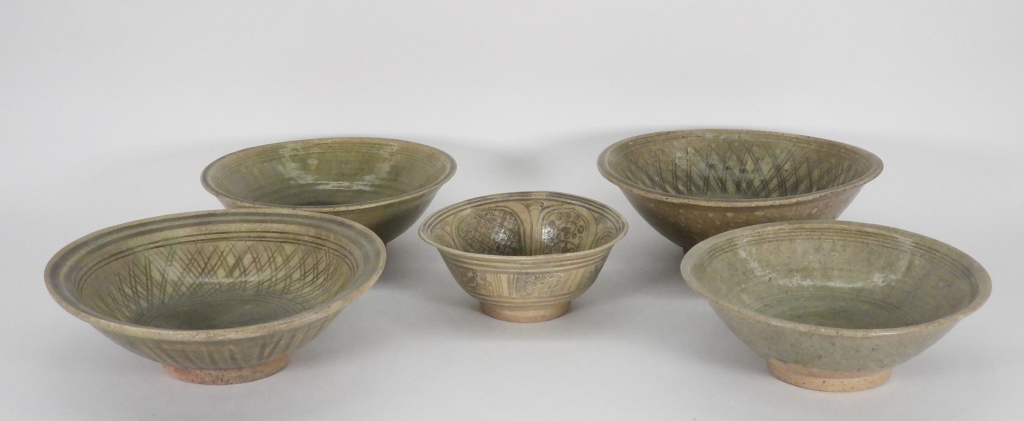 5PC THAI SAWANKHALOK POTTERY