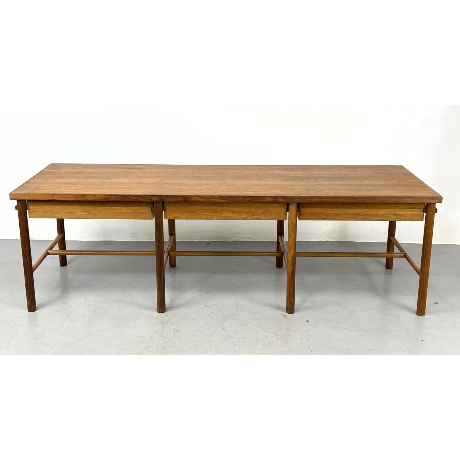 6' American Modern Tall Coffee