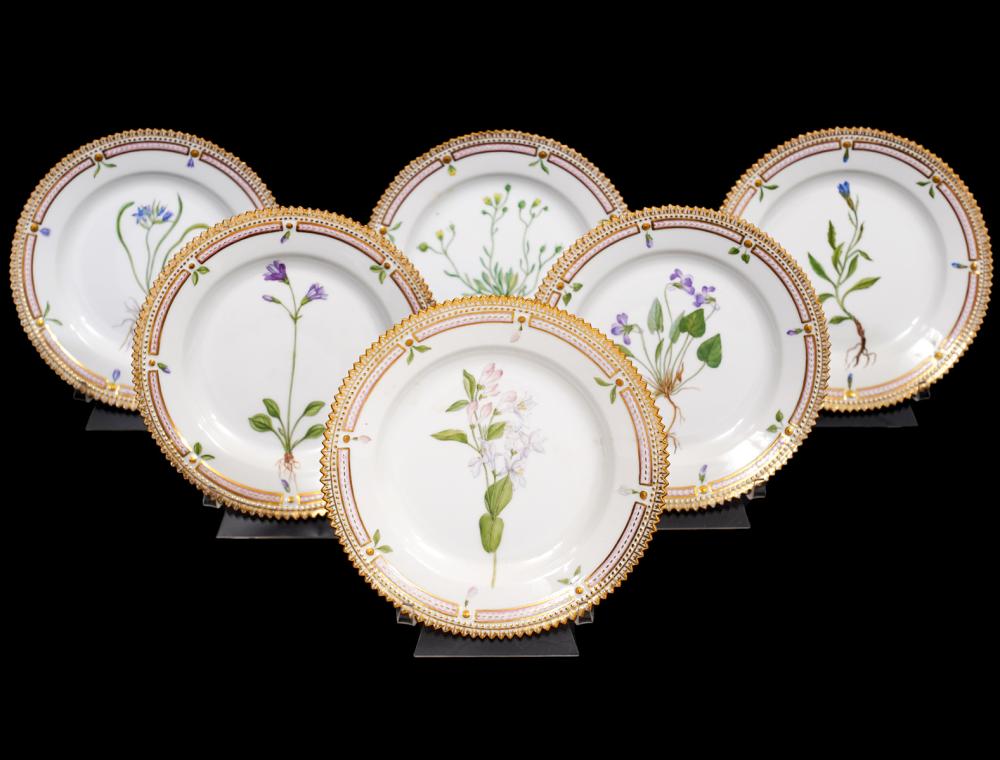 6 FLORA DANICA DESSERT PLATES