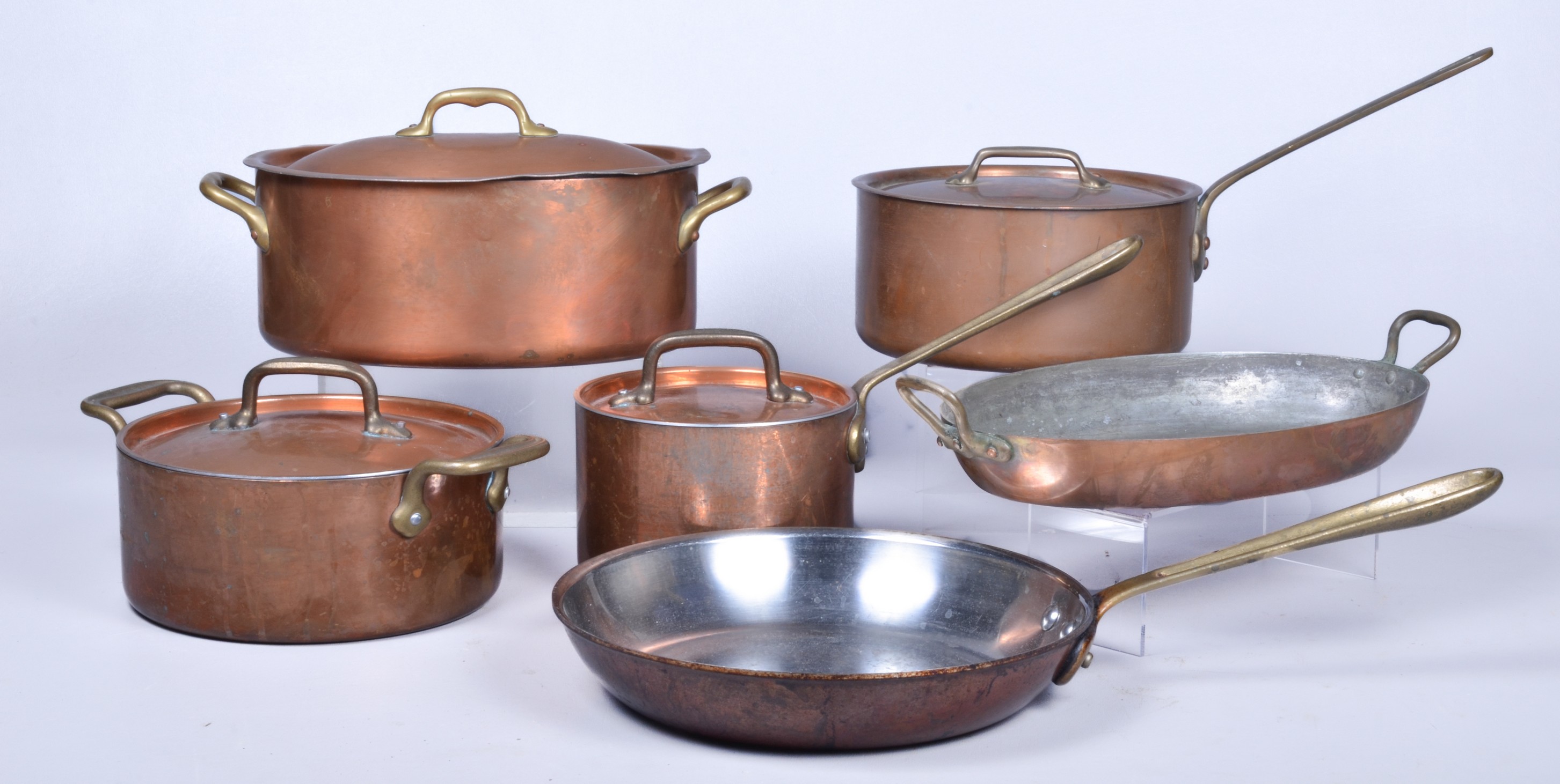 (6) French and style lidded pots to