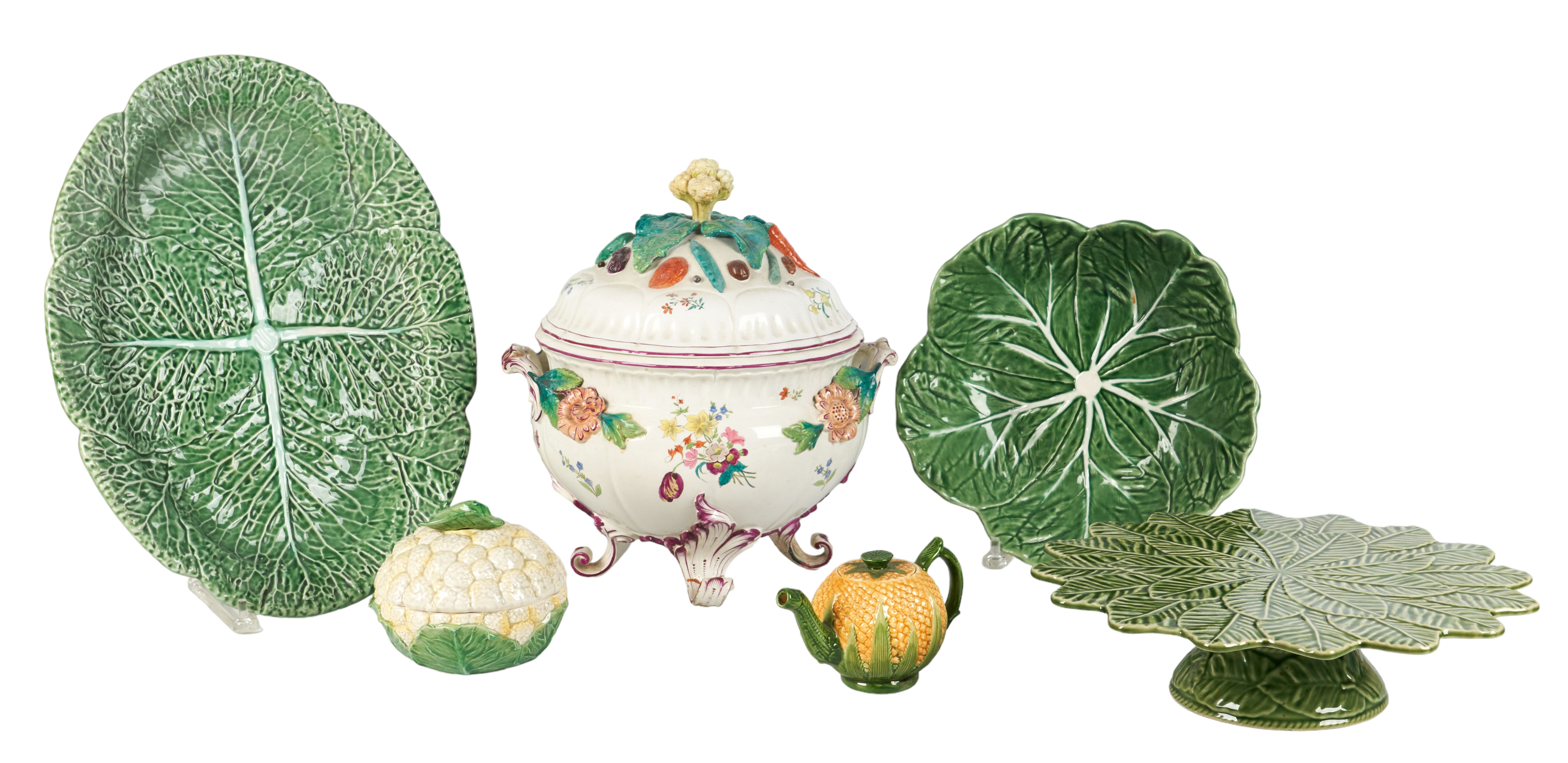 (6) Lettuce Ware and Style Table