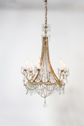 6- LIGHT ITALIAN CRYSTAL CHAND