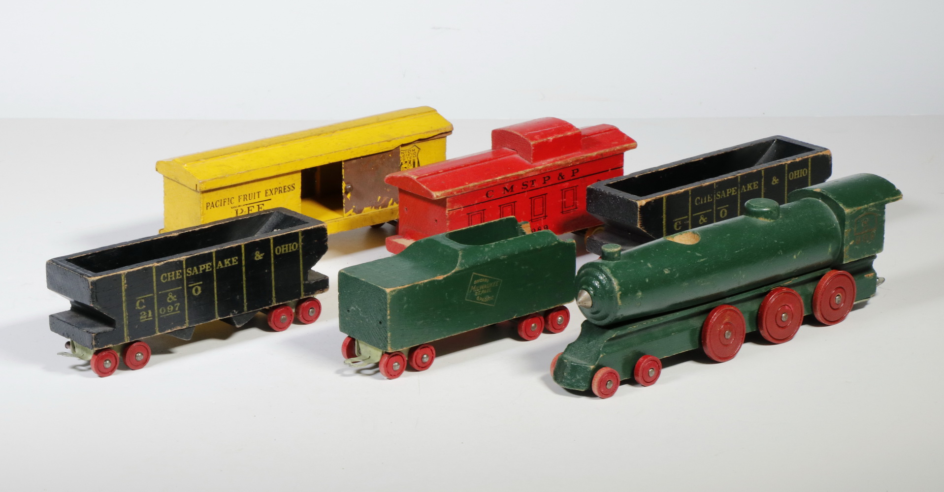 (6 PC) 1950S WOODEN TOY TRAIN SET